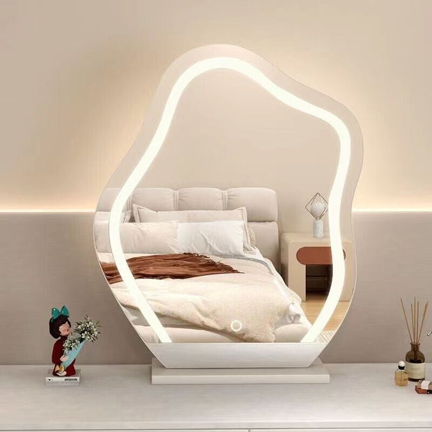  Makeup, Mirror, Cloud, Light.